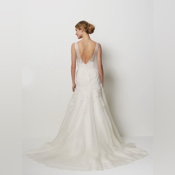 Watters Bridal Gown, style 9077B, drop waist, full skirt, size 10 - Picture 2 of 8